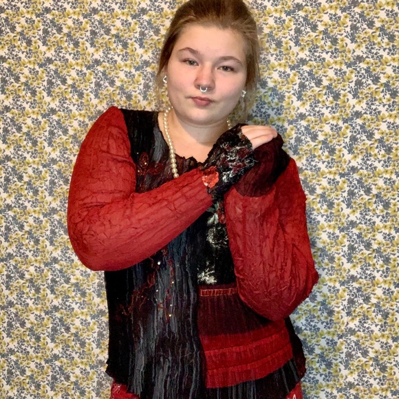 Vintage 90s/Y2K Beaded Alberto Makali Crinkle Blouse - Picture 3 of 8